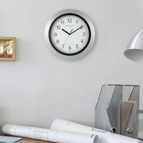 La Crosse Technology WT-3129S 12 Inch Atomic Analog Wall Clock