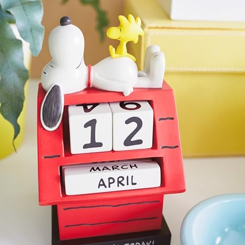 Hallmark Peanuts Snoopy Perpetual Calendar (Smile) Office Supplies