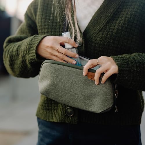 Peak Design Small Tech Pouch, Black, Electronics Organizer for Travel or Everyday Carry, Origami-Style Storage, Cable Pass-Through, Weatherproof Recycled Nylon, Gear Carry Bag for Men and Women