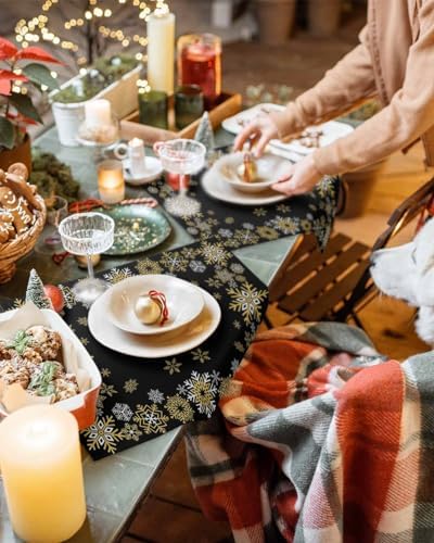 Gold White Snowflakes Chriatmas Placemats Set of 6, Winter Xmas Holiday Heat Resistant Washable Table Place Mats Black Cotton Table Linens Party Holiday Decor for Kitchen Dining Outdoor Indoor