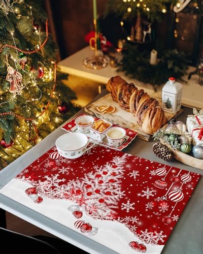 Red Christmas Placemats Set of 6, White Xmas Tree Snowflakes Red Balls Heat Resistant Washable Table Place Mats Winter Cotton Table Linens Party Holiday Decor for Kitchen Dining Outdoor Indoor