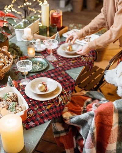 Merry Christmas Placemat 1PC, Gold Xmas Tree Heat Resistant Washable Table Place Mats Red Black Buffalo Plaid Pattern Cotton Table Linens Party Holiday Decor for Kitchen Dining Outdoor Indoor
