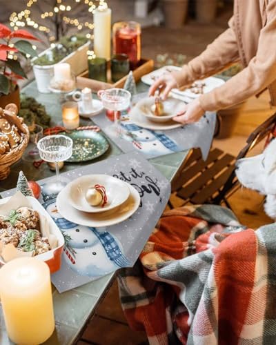 Snowman Christmas Placemats Set of 6, Let It Snow Winter Holiday Heat Resistant Washable Table Place Mats Grey White Cotton Table Linens Party Holiday Decor for Kitchen Dining Outdoor Indoor