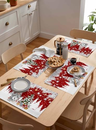 Christmas Gnome Placemats Set of 6, Winter Merry Christmas Tree Balls Heat Resistant Washable Table Place Mats Red Cotton Table Linens Party Holiday Decor for Kitchen Dining Outdoor Indoor