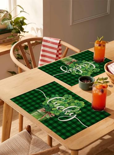 Shamrock Clover Green Buffalo Plaid Placemats Set of 4, Irish Spring Cotton Linen Table Mats Non-Slip Washable Dark Green Check Shamrock St. Patrick's Day Leaf Placemat for Dining Kitchen Table Decor