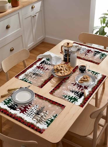 Christmas Tree Placemats Set of 4, Cotton Linen Vintage Wood Grain Table Mats Non-Slip Washable Different Xmas Trees Red Black Buffalo Plaid Placemat for Xmas Dining Kitchen Table Decor