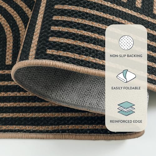 Lahome Modern Geometric 5x7 Outdoor Rug, Easy Jute Black Patio Rug