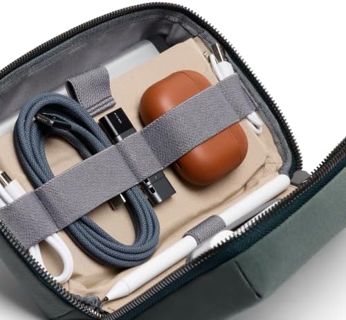 Bellroy Tech Kit (Tech Accessories Organizer Pouch, Zipper Closure Design, Stores Power Bank, Phone Charger, Cables & More, Internal)