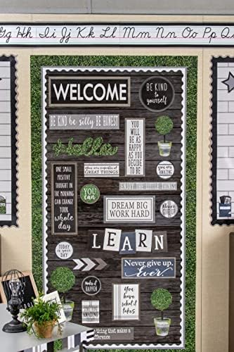 Teacher Created Resources Black Wood Better Than Paper Bulletin Board Roll (Pack of 8)