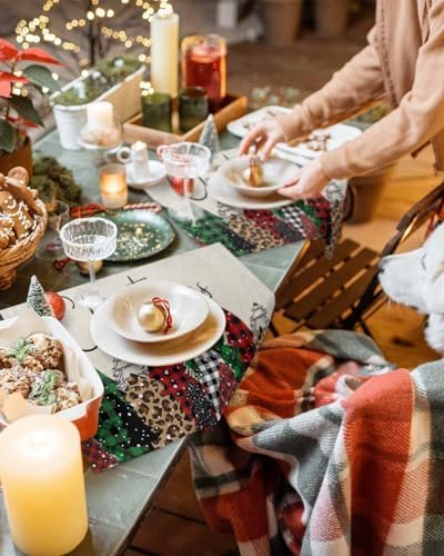 Merry Christmas Placemats Set of 6, Buffalo Plaid Xmas Tree Winter Forest Farmhouse Heat Resistant Washable Table Place Mat Red Green Table Linens Party Holiday Decor For Kitchen Dining Outdoor Indoor