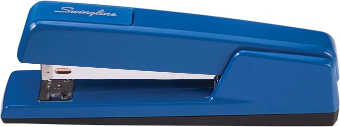 Swingline Stapler, 30 Sheet Capacity, 747 Classic Desktop Stapler, Jam Free, Metal, True Blue (74724)