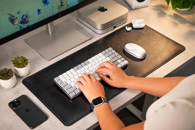Satechi Vegan-Leather Desk Mat, Scratch and Water Resistant, Black | Large Mouse Pad, Ergonomic, Easy to Clean, 26.8 x 12.4 x 0.1 inches, for Office and Home