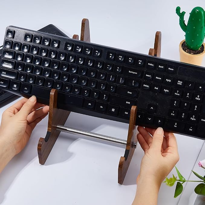 DICOSMETIC Keyboard Display Stand Mechanical Keyboard Holder Keyboards Storage Shelf Natural Acacia Wood 4 Slot Detachable 30x16.7x15cm (11.81x6.57x5.91 Inch) for Keyboards Tablet Small Devices