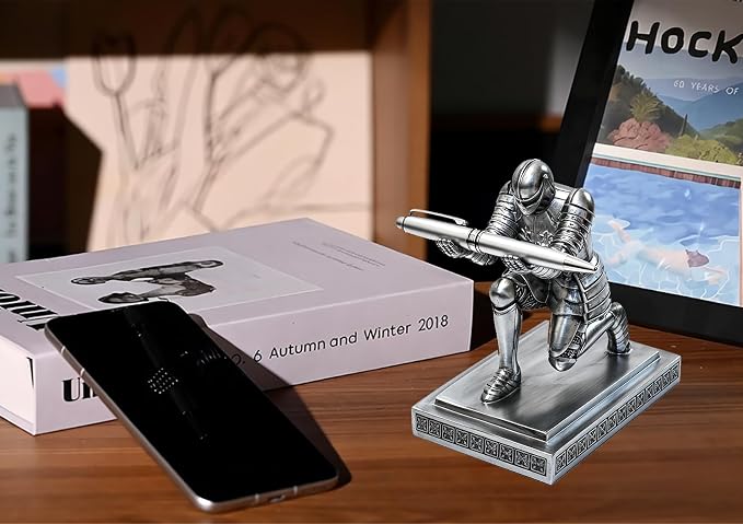 Soldier Executive Knight Pen Holder Personalized Desk Organizers Silver | Desk Accessory Pen Stand for A Gift - Decorative Resin Pencil Holders Desk Organizer For Men