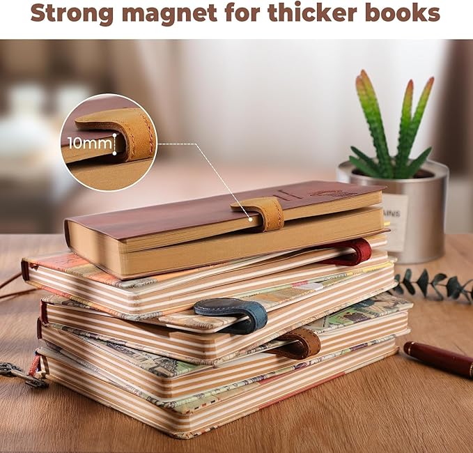 Personalized Magnetic Leather Bookmark, 26 Letters Custom Leather Bookmarks, Handmade, Leather Magnetic Bookmark for Book Lovers Readers Women Kid(Blue，Q）