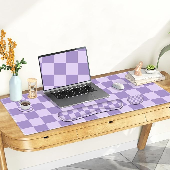 Large Gaming Mouse Pad Set, 4 in1 Ergonomics Keyboard Desk Mat with Memory Foam Wrist Rest, Extended Game Mousepad, Non-Slip Desk Pad Matt Easy Typing Pain Relief I Light Purple Checkered