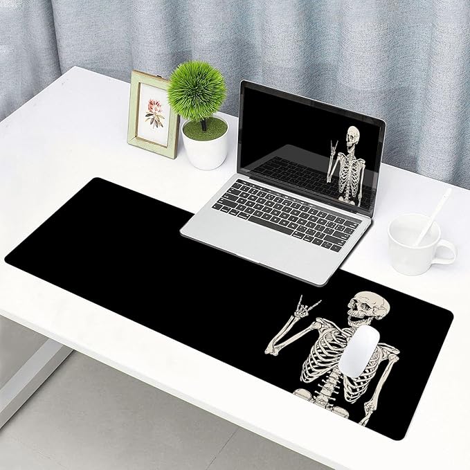 Armanza Large Mouse Pad, Extended Gaming Mousepad, Non-Slip Rubber Base Keyboard Mouse Mat Desk Pad for Gamer, Laptop, Office & Home, 31.5 x 11.8 in, Black Skull
