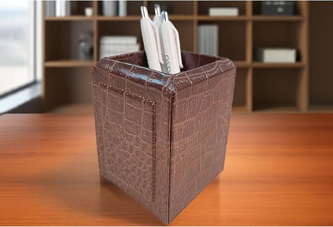 Dacasso Brown Crocodile Embossed Leather Pencil Cup
