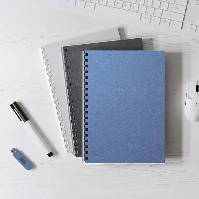 Binditek 13 Mil Paper Binding Covers, 8.5 x11 Inches, Blue, 100 Pack | Grain-Texture, 8.5" x 11" Letter Size, 250 GSM, 90 lb, Square Corners, Unpunched, for Business, School Projects
