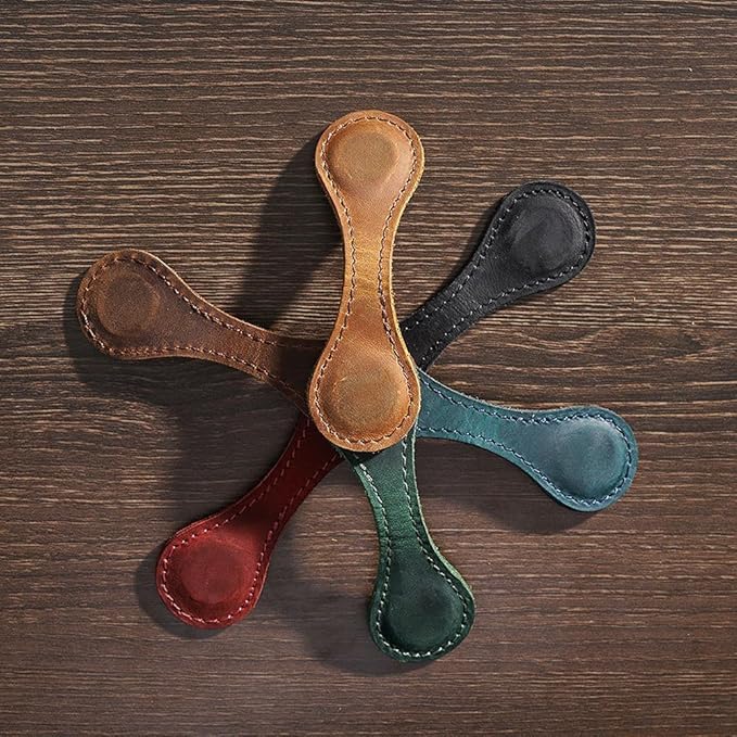 Personalized Magnetic Leather Bookmark, 26 Letters Custom Leather Bookmarks, Handmade, Leather Magnetic Bookmark for Book Lovers Readers Women Kid(Blue，Y）
