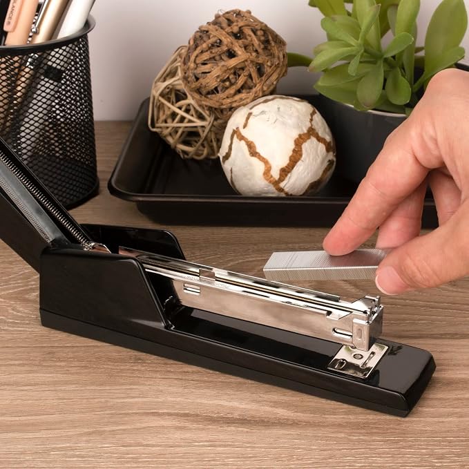 Swingline Stapler, 747, Classic, 20 Sheet Capacity, Metal, Black (74771)