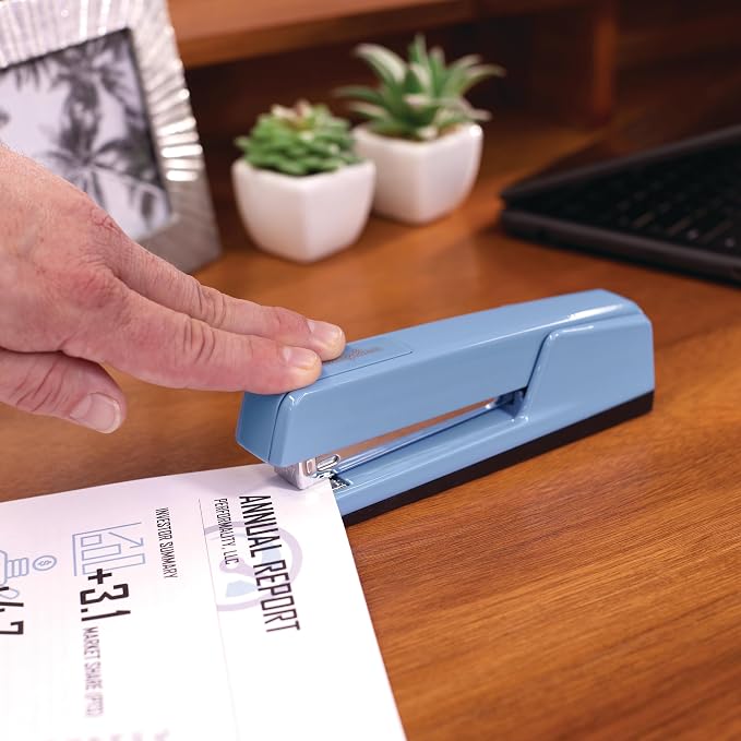 Swingline 747 Classic Stapler, 30 Sheet Capacity, Jam Free, Metal, Electric Blue (74708)
