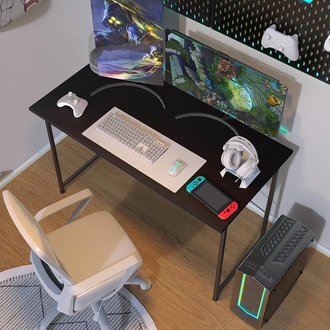 Small Space Writing Desk with Headphone Hooks, Modern Simple Design, Suitable for Study, Home Office and Living Room